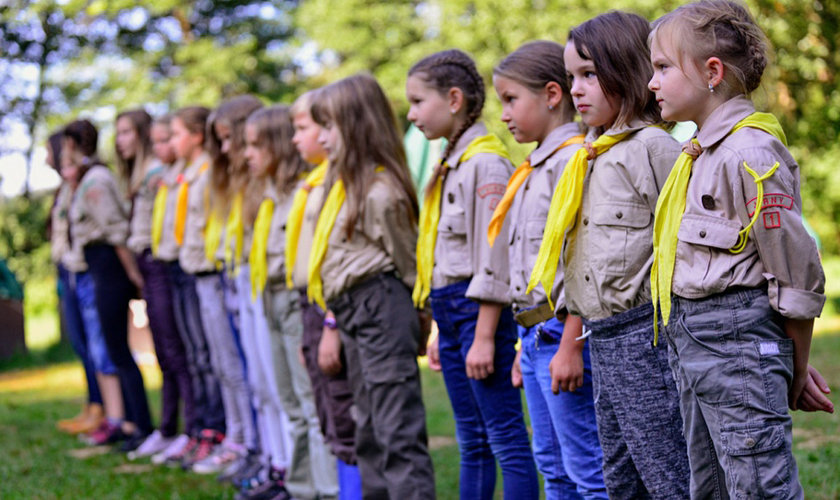 Woke Girl Scouts Handing Out ‘Rainbow’ Badges for Gay Activism to Little Girls