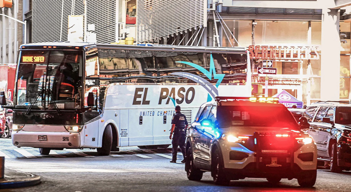 Texas Democrat Mayor of El Paso Sends 5 Busses Filled with Illegals to NY, Chicago, Denver